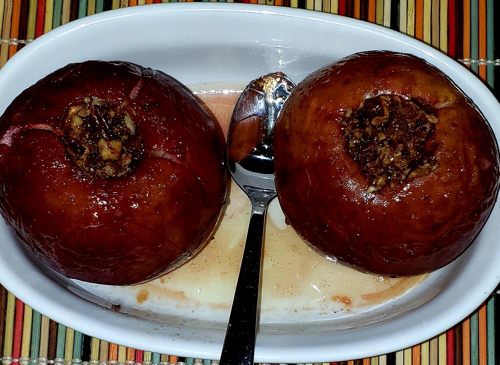 Two Easy Vegan Desserts with Fresh Apples