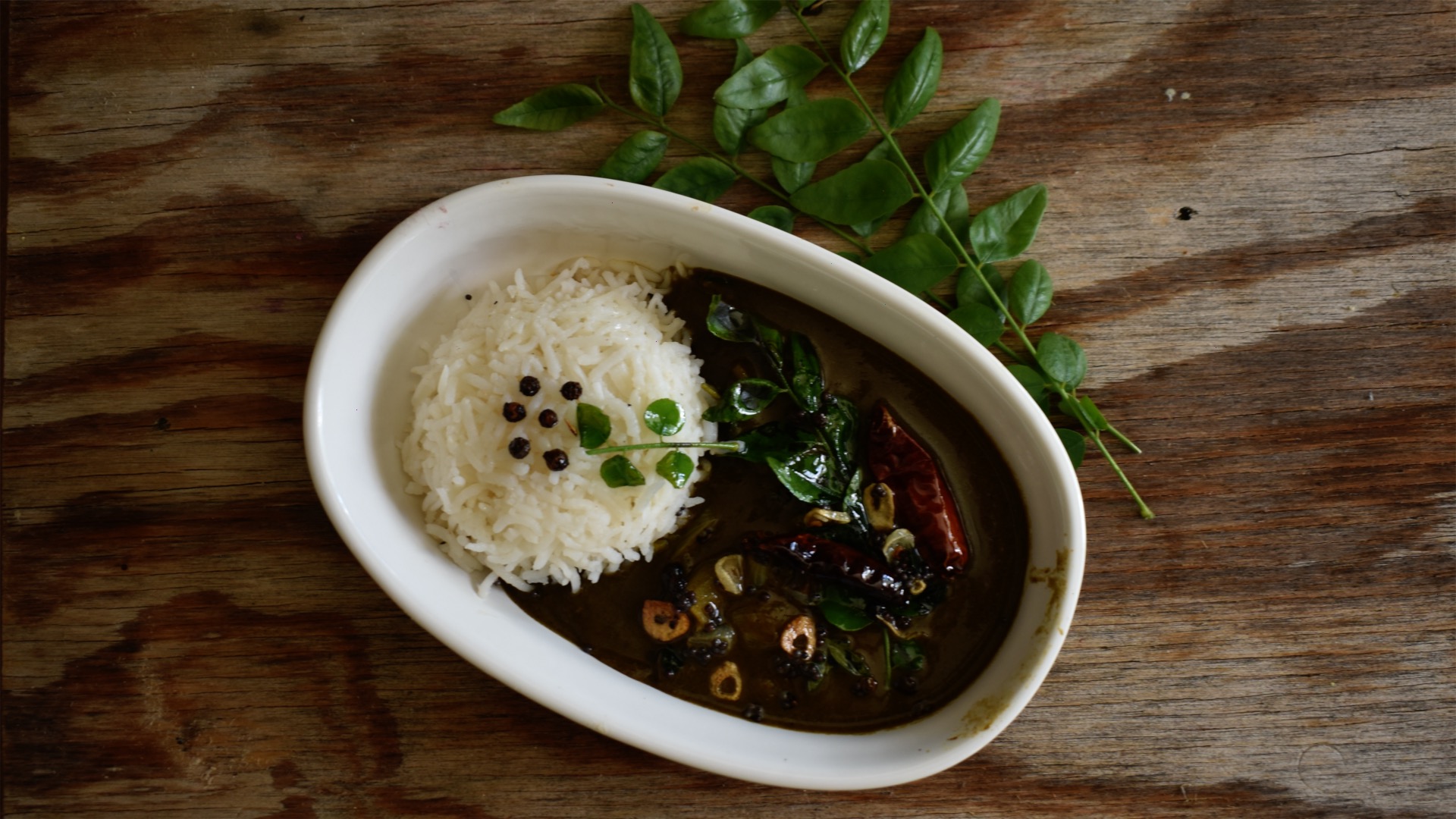 Karuveppilai Kuzhambu Recipe, Spicy Curry Leaves Curry